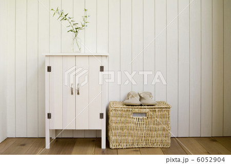 キャビネットとバスケット キャビネットとバスケット 6052904