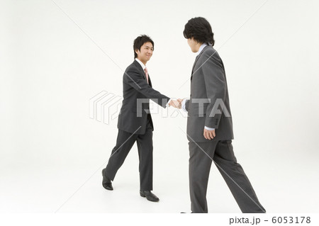 歩み寄り 6053178