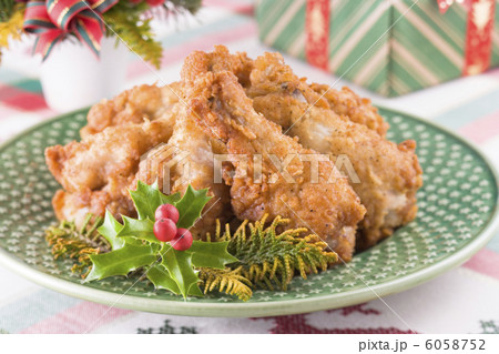 クリスマスイメージ　フライドチキン 6058752