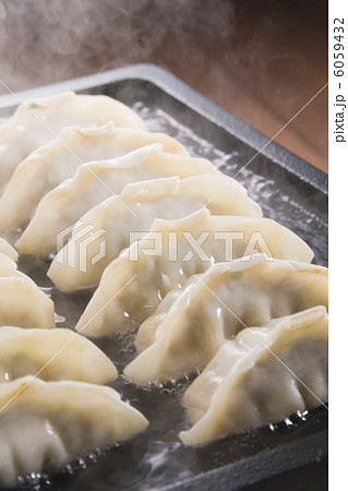 焼き餃子 6059432