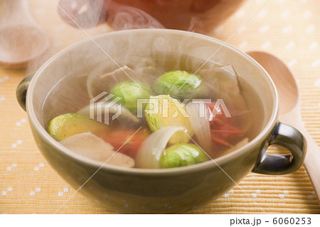 芽キャベツのスープ 6060253
