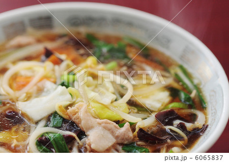 サンマーメンのアップ 6065837