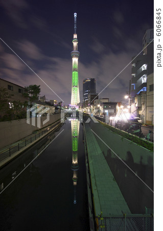 Champagne Skytree（逆さスカイツリー） 6066845