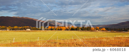 Autumn field Autumn field 6068018