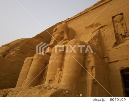 アブシンベル神殿 6070109