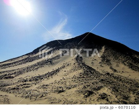 エジプトの黒砂漠 6070110