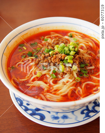 四川坦坦麺 四川坦坦麺 6077319