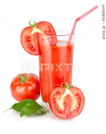 Tomato juice in a glass 6080644