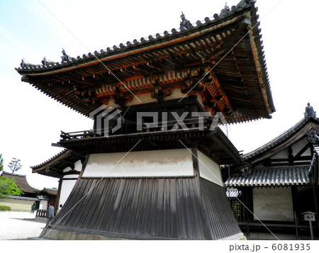 法隆寺　夢殿　鐘楼 6081935