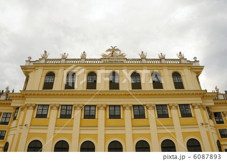 オーストリア　ウィーン　シェーンブルン宮殿 6087893