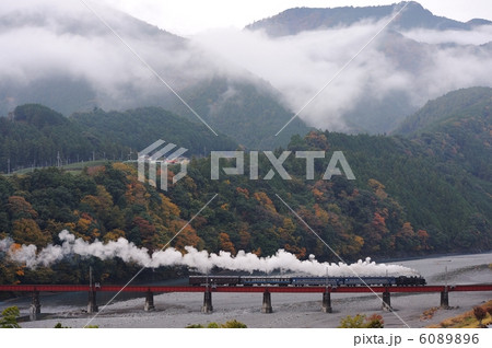 秋のＳＬ 6089896