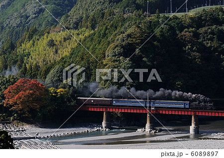 秋のＳＬ 6089897