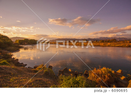 千曲市を流れる千曲川 千曲市を流れる千曲川 6090695