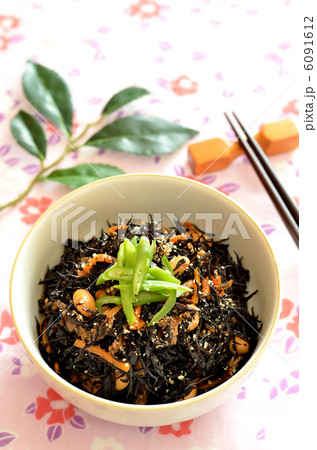 ひじきの煮物 6091612