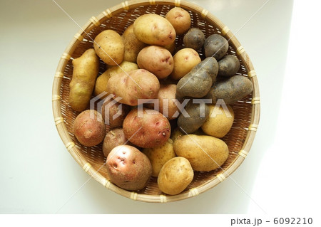 カラフルなジャガイモ 6092210