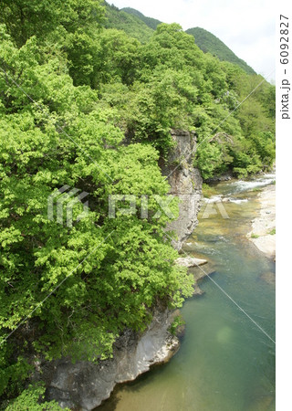 新緑 「初夏・吹割の滝」 6092827