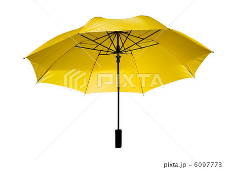 yeloow umbrella  isolated 6097773