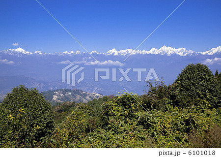 ナガルコット村とヒマラヤ連峰 ナガルコット村とヒマラヤ連峰 6101018