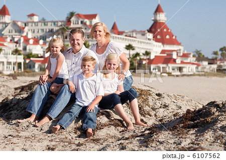 Happy Caucasian Family in Front of Hotel Del Coronado 6107562