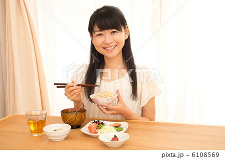 和食と女性 和食と女性 6108569