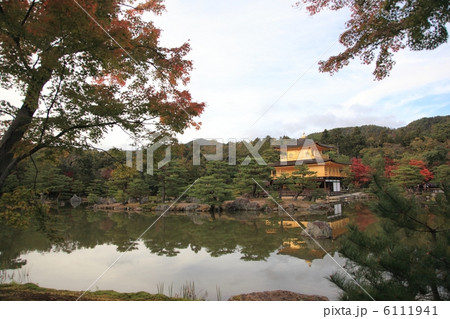 金閣寺　鹿苑寺 11月　京都　世界遺産 6111941