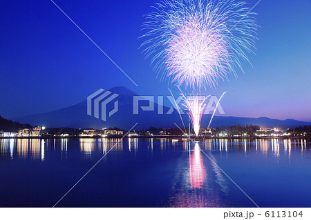 富士山と花火 6113104