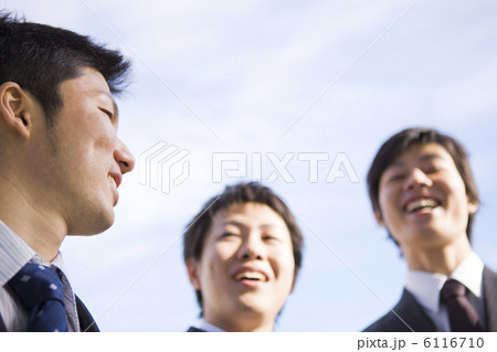 三人のビジネスマン 三人のビジネスマン 6116710