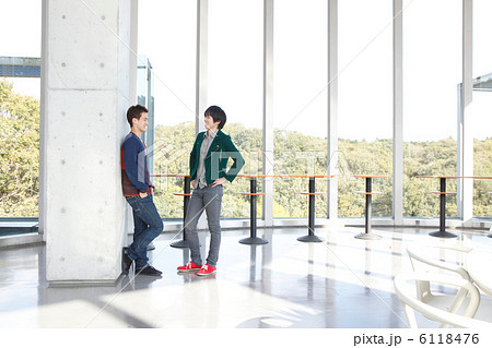 大学生キャンパスイメージ 大学生キャンパスイメージ 6118476