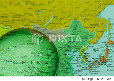 ビジネスイメージ(世界地図-日本と中国) 6121182
