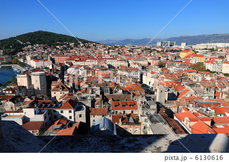 スプリット 6130616