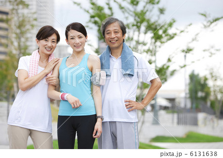 笑顔の家族 笑顔の家族 6131638
