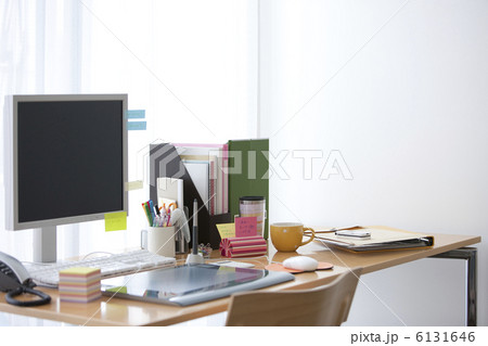 ビジネスデスク 6131646