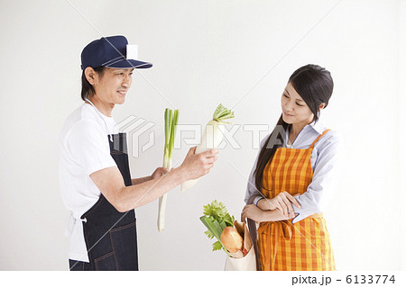 主婦と八百屋 6133774