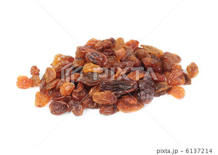 raisins close- up food background 6137214