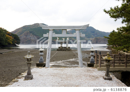 和多都美神社三ノ鳥居より一、二ノ鳥居 6138876
