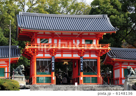 八坂神社の西桜門の写真素材