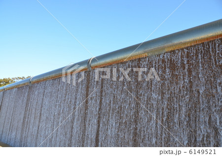 水の流れる壁 6149521