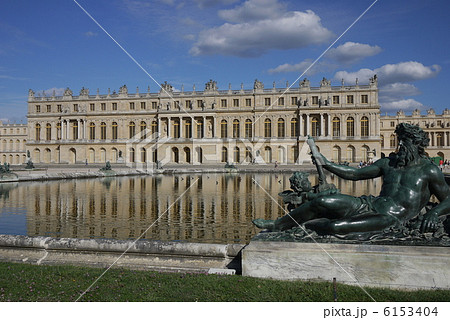 フランス　ベルサイユ宮殿　庭園 6153404