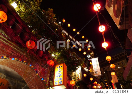 台湾　九ふんの夜景 6155843