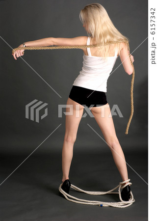 Blond and rope Blond and rope 6157342