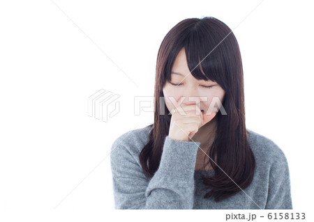 咳をする女の子 咳をする女の子 6158133