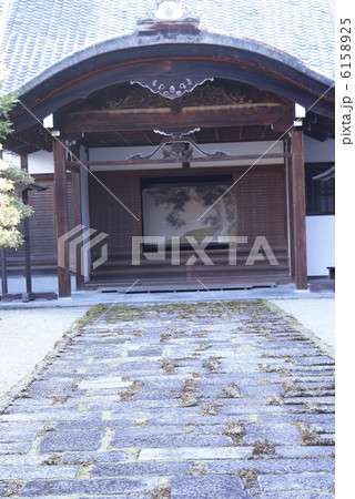 寺社 玄関 寺社 玄関 6158925