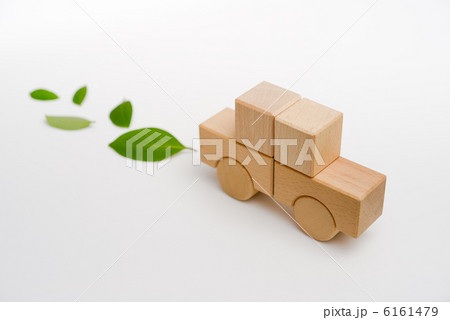 木の葉と積み木の車 木の葉と積み木の車 6161479
