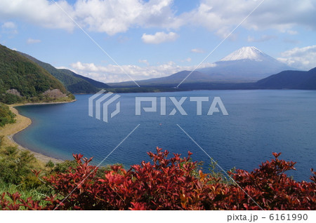 本栖湖秋景色 6161990