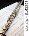 フルートと楽譜 6162298