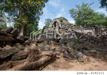 Ruins of Beng Mealea, Angkor, Cambodia 6162311