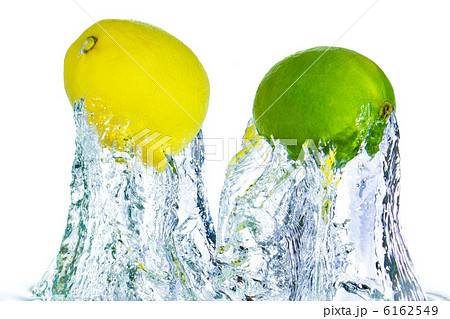 citrus fruit splashing citrus fruit splashing 6162549