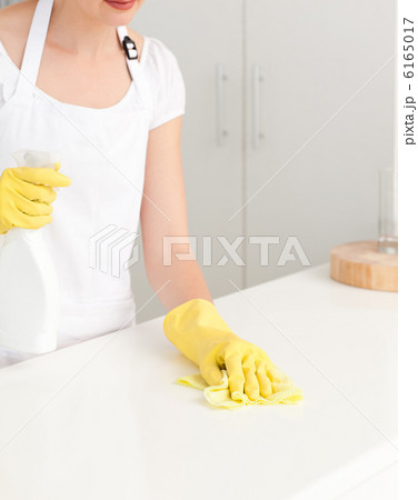 Woman washing dishes Woman washing dishes 6165017