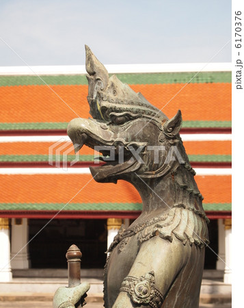 タイ　バンコク　エメラルド寺院　鳥の像 6170376