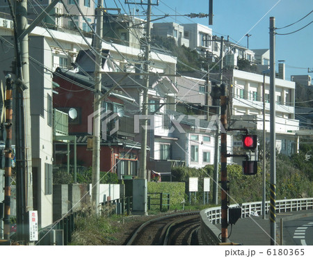 江ノ電　鎌倉高校前駅 6180365